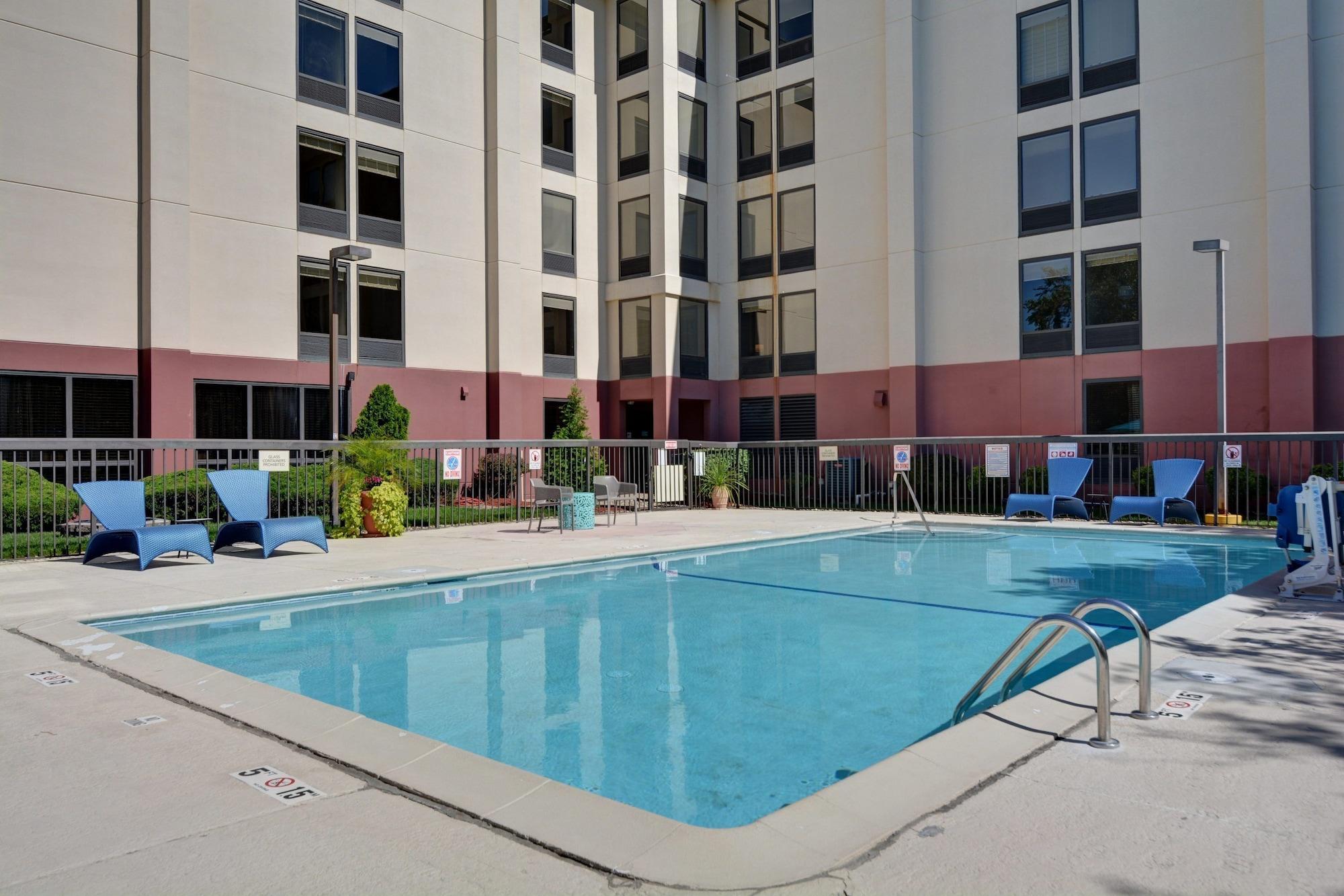 Hampton Inn Overland Park Esterno foto