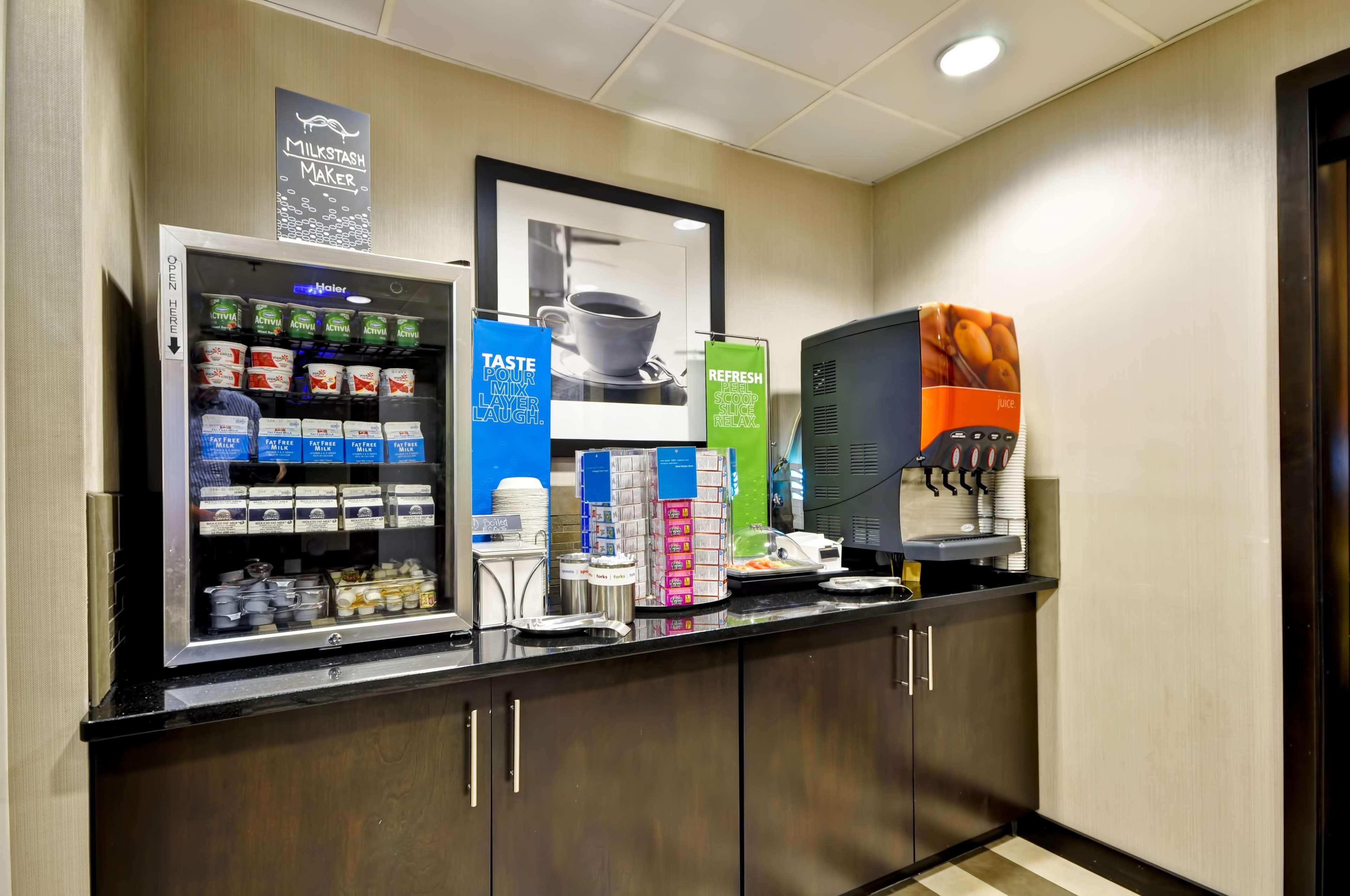 Hampton Inn Overland Park Esterno foto