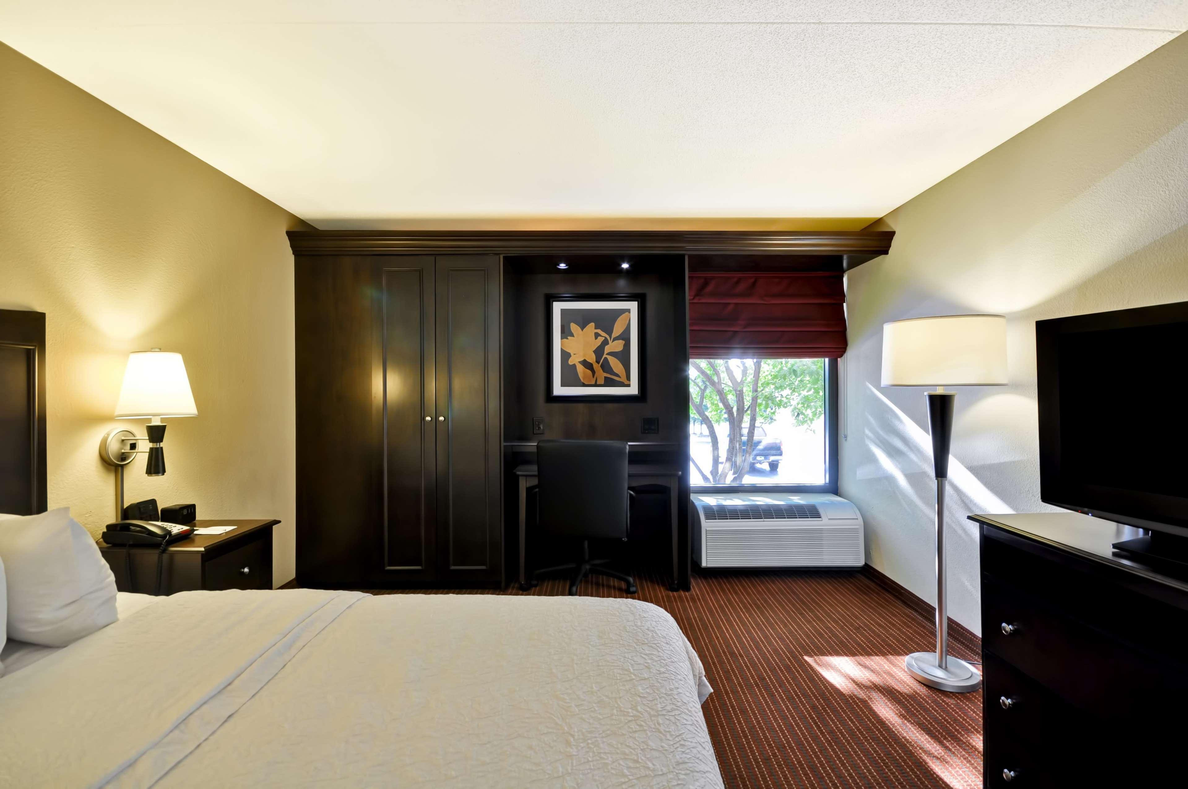 Hampton Inn Overland Park Esterno foto